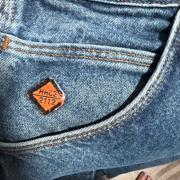 Wrangler FR Riggs workwearRelaxed Medium Wash Jeans 42x30 - Picture 4 of 16